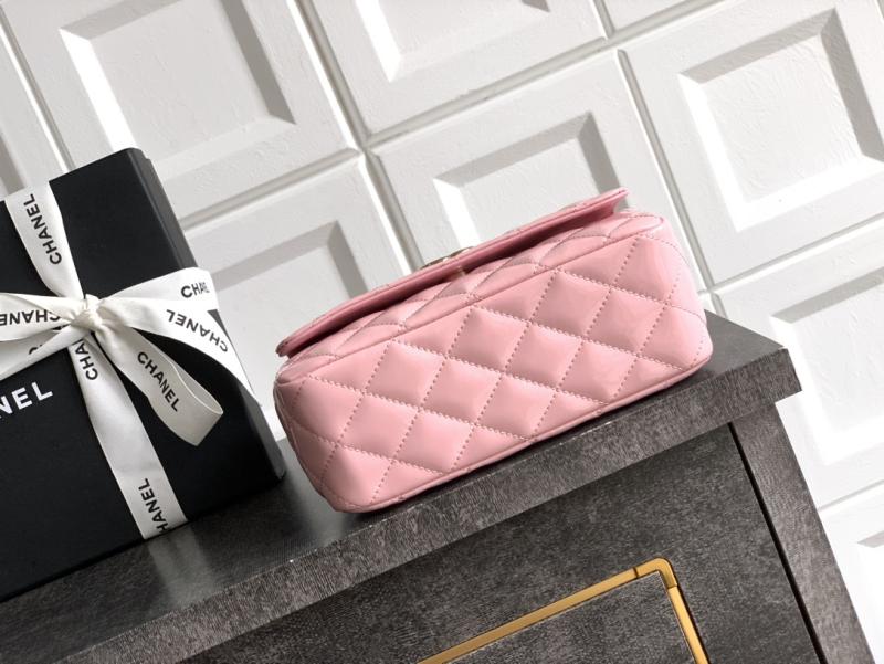 Chanel Patent Leather Clutch Pink AS2506