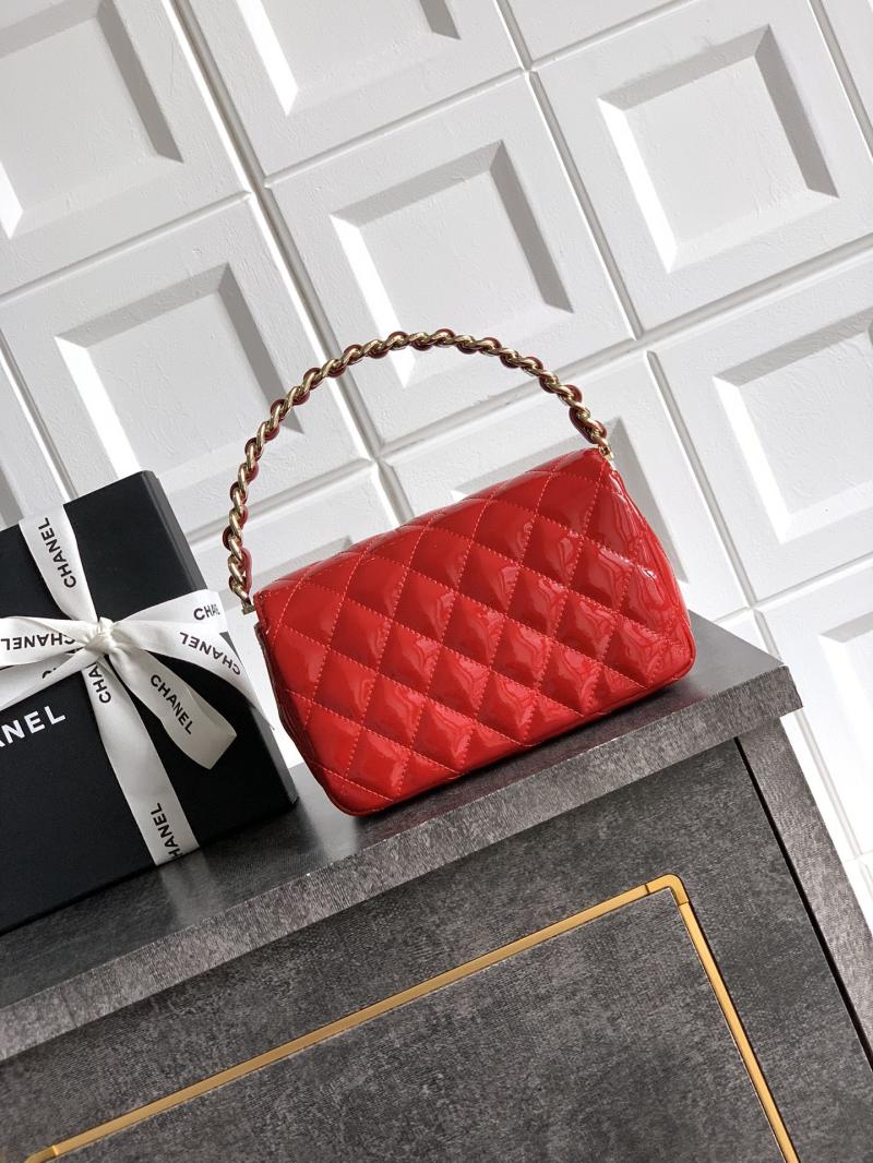 Chanel Patent Leather Clutch Red AS2506