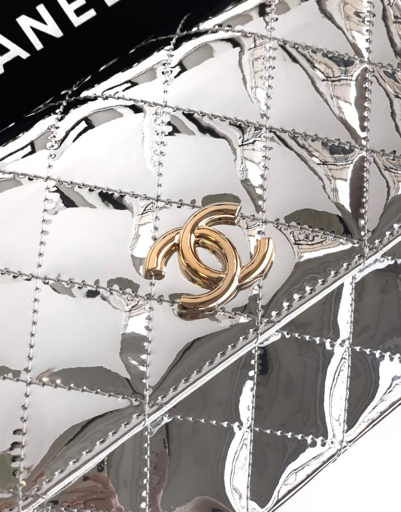 Chanel Patent Leather Clutch Silver AS2506
