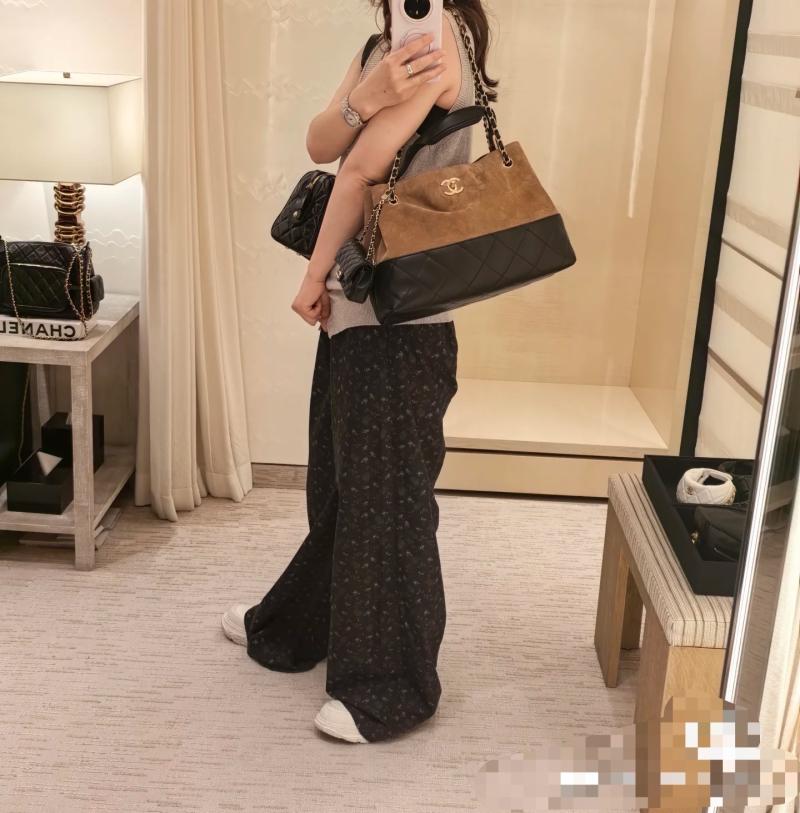 Chanel Suede Shoulder Bag Camel AS5634