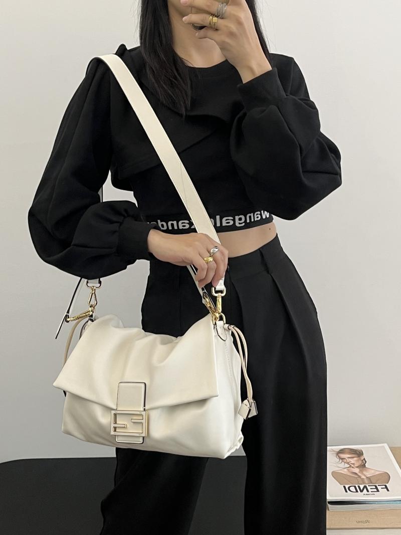 Fendi Mamma Baguette Large White 8BR834