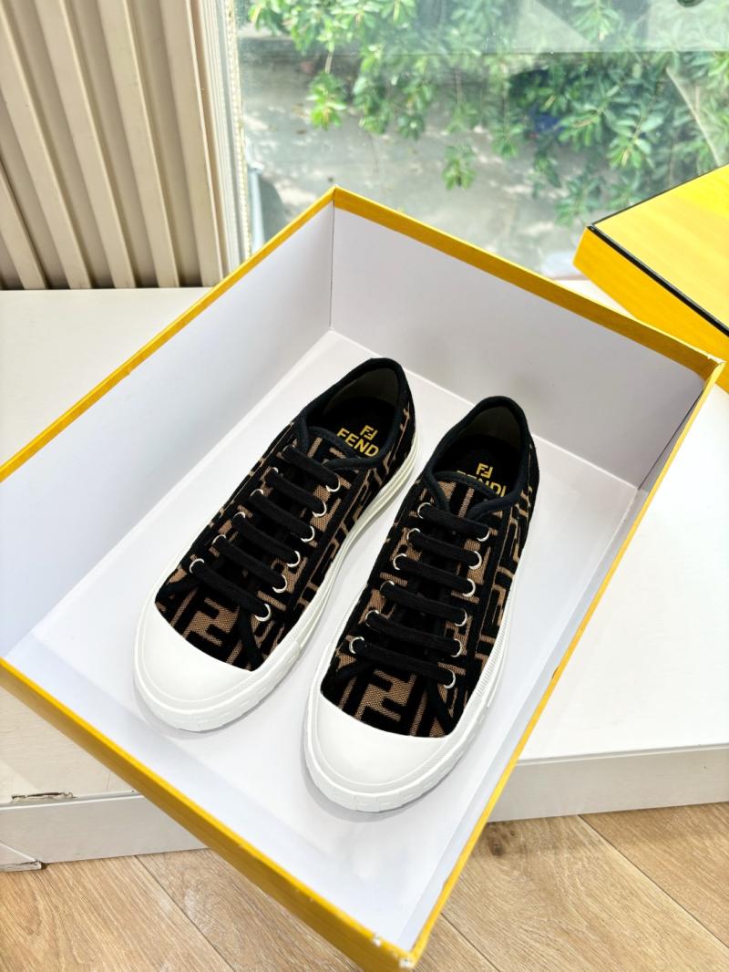 Fendi Sneakers SFS61302