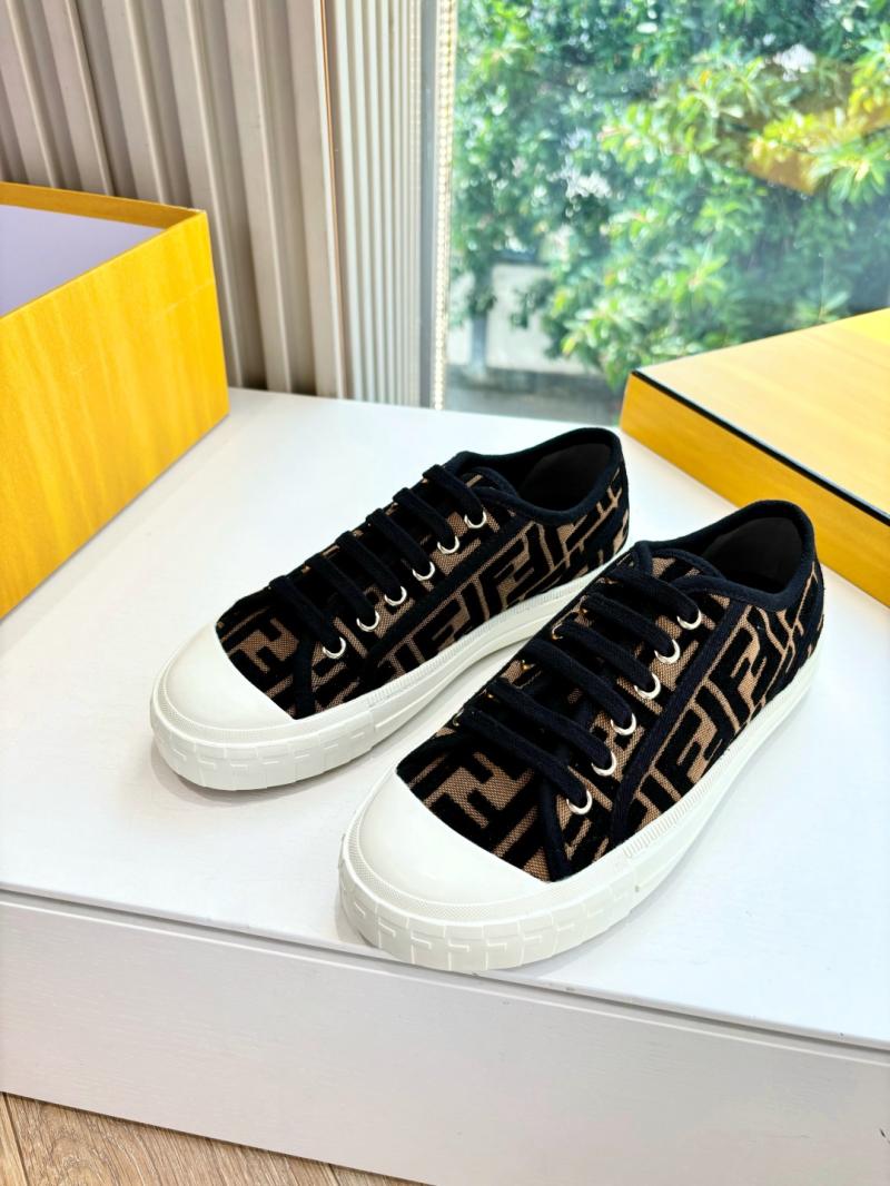 Fendi Sneakers SFS61302