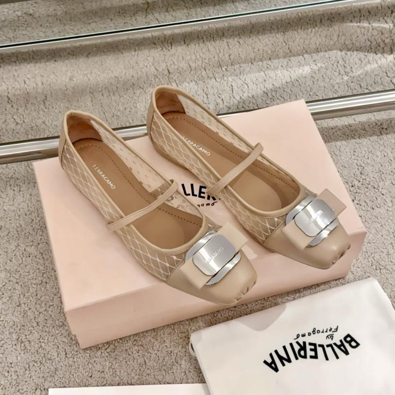 Ferragamo Pumps SFP60101