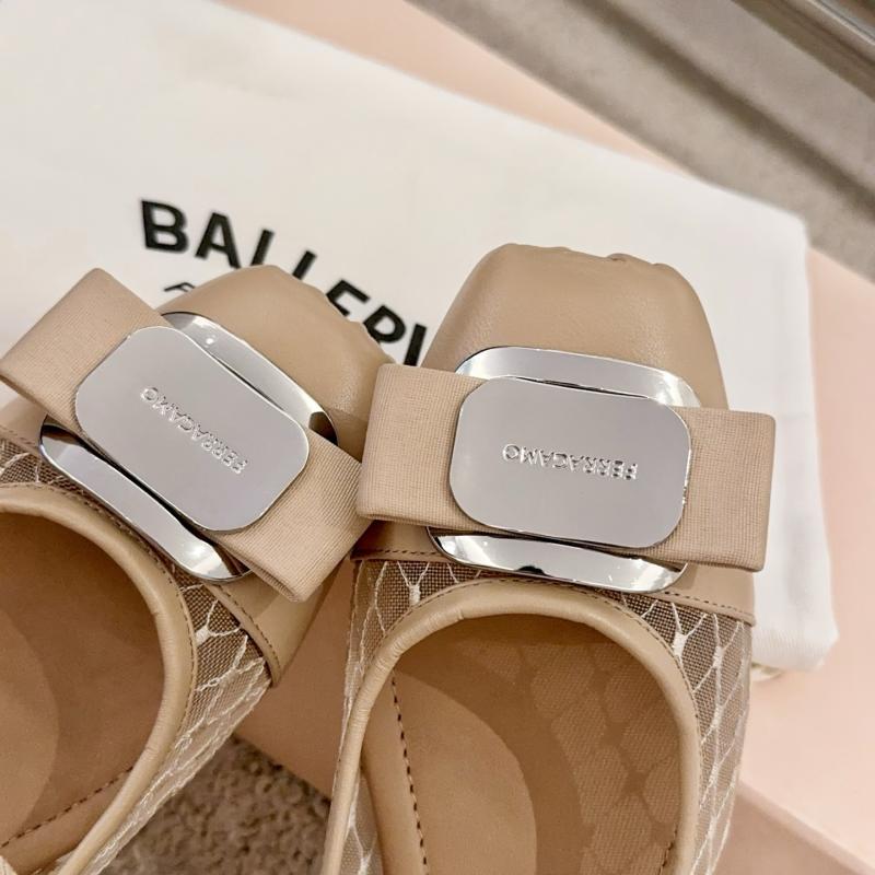 Ferragamo Pumps SFP60101