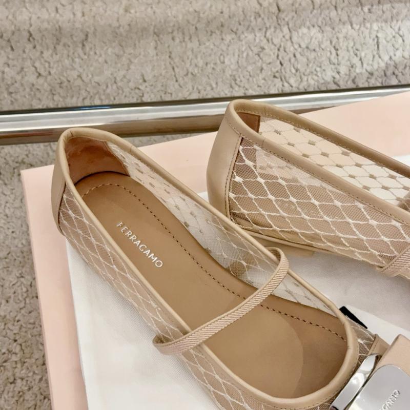 Ferragamo Pumps SFP60101