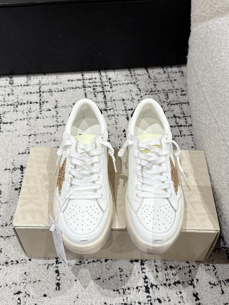 Golden Goose Sneakers SGGS53005
