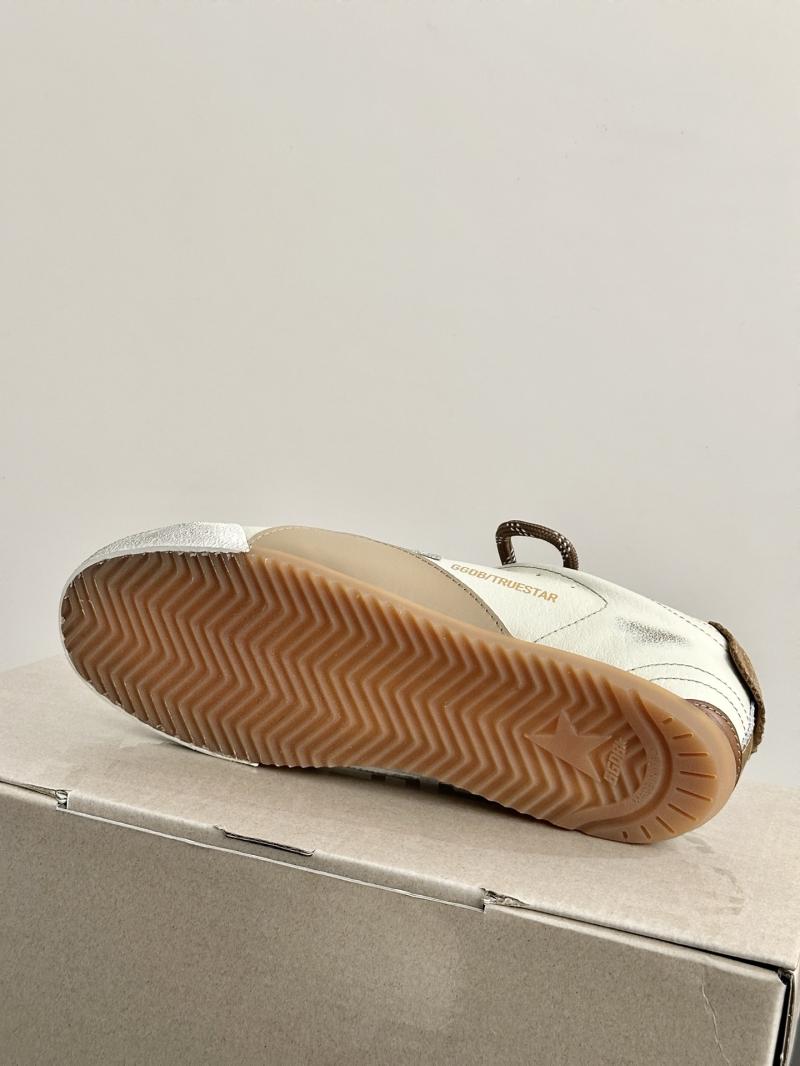 Golden Goose Sneakers SGGS53011