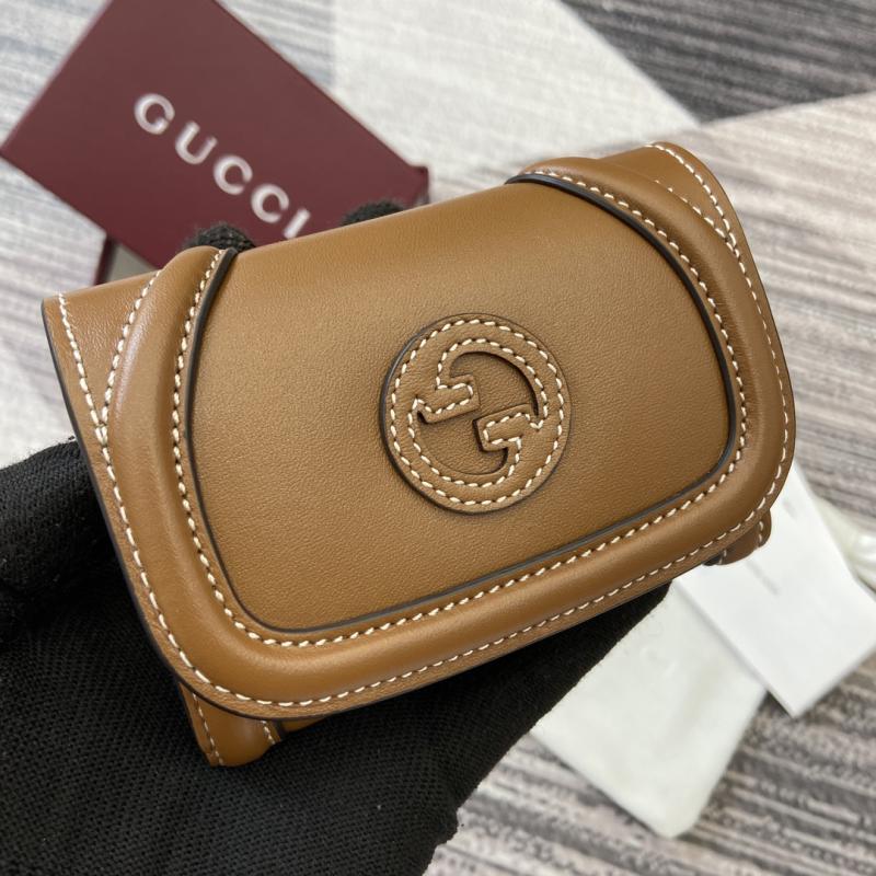Gucci Blondie card case 818795J