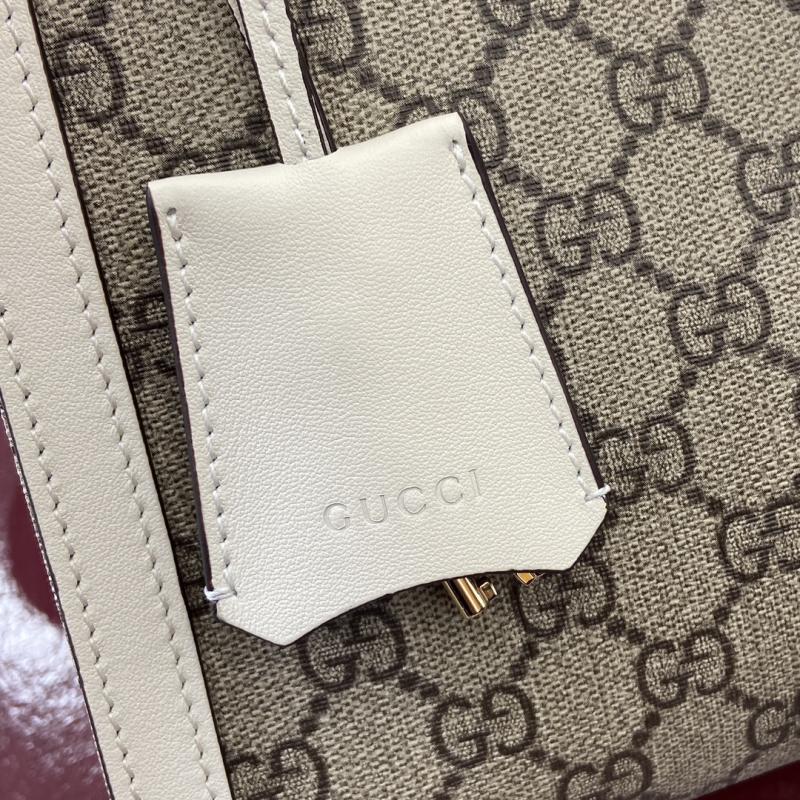 Gucci Padlock large top handle bag White 838991