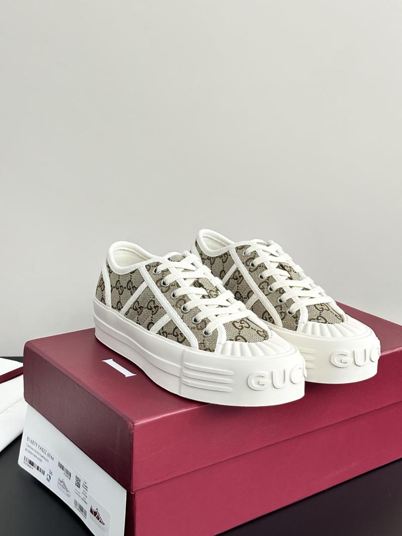 Gucci Sneakers SGS53001