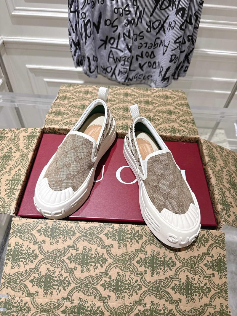 Gucci Sneakers SGS61101