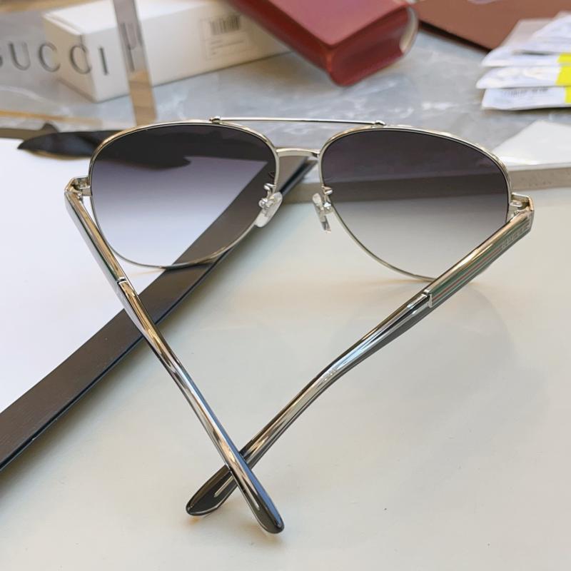 Gucci Sunglasses GG0528S