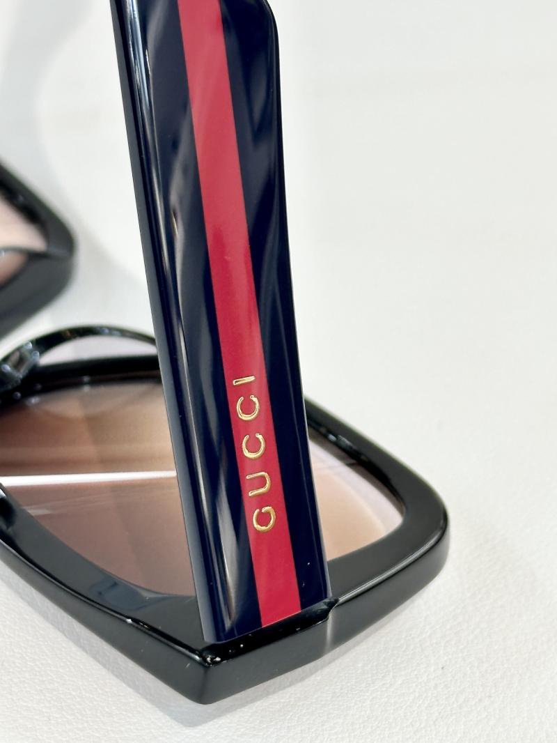 Gucci Sunglasses GG1626