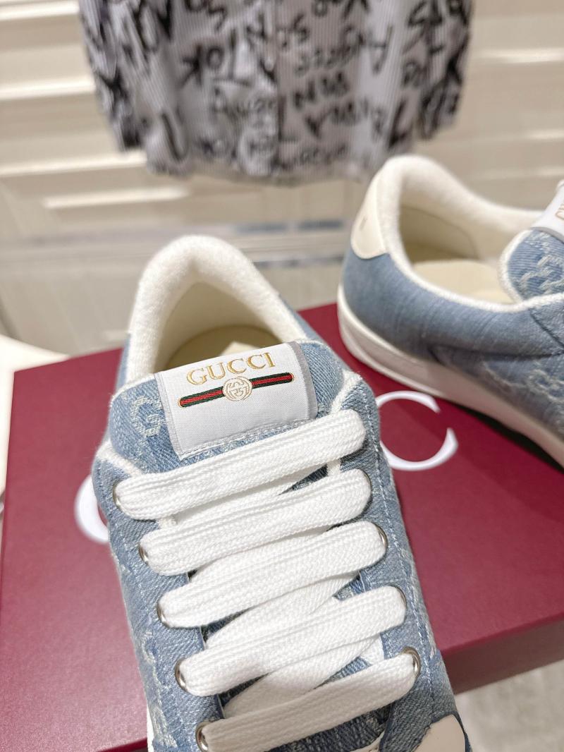 Gucci Unisex Sneakers SGS61105