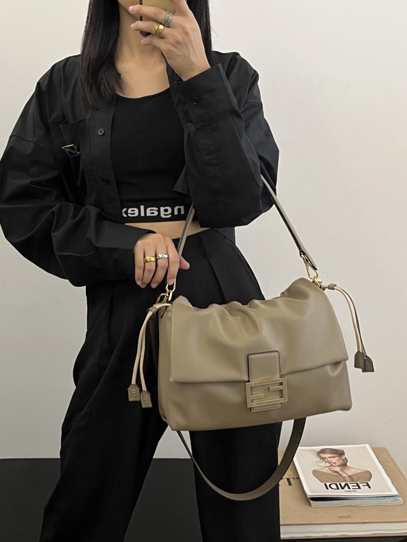 Large Fendi Mamma Baguette Grey 8BR834