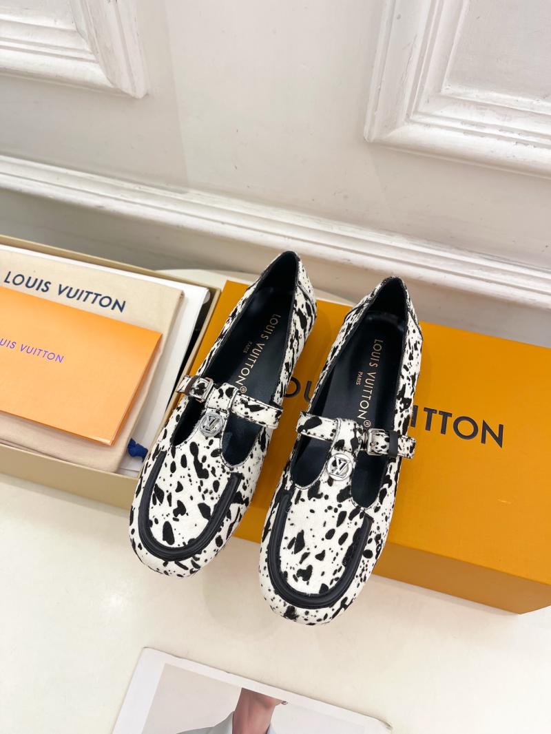 Louis Vuitton Loafers SLL61004
