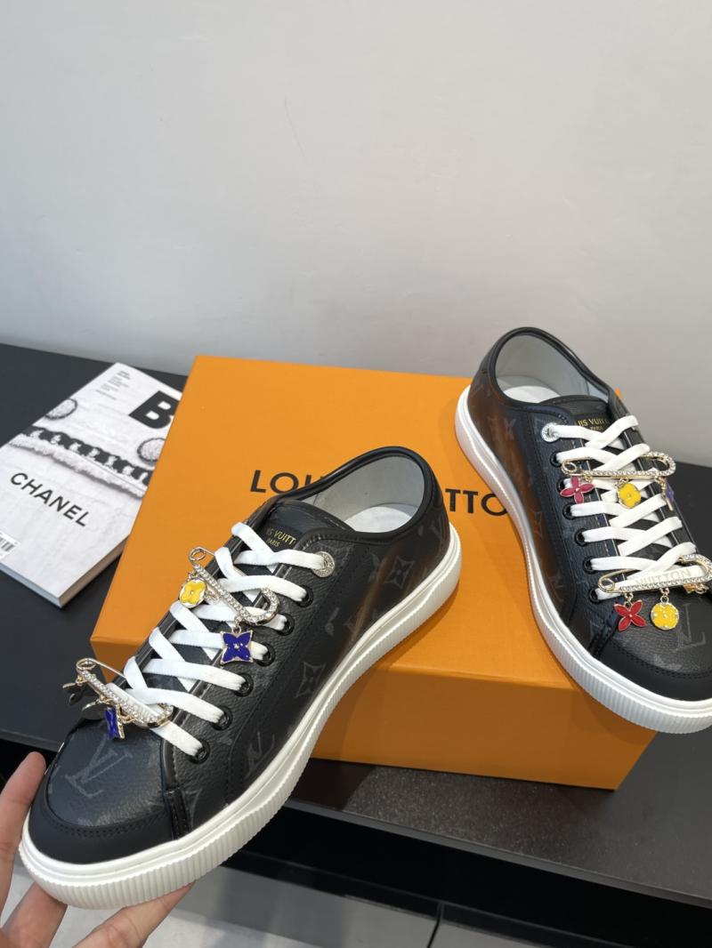 Louis Vuitton Unisex Sneakers SLS61302