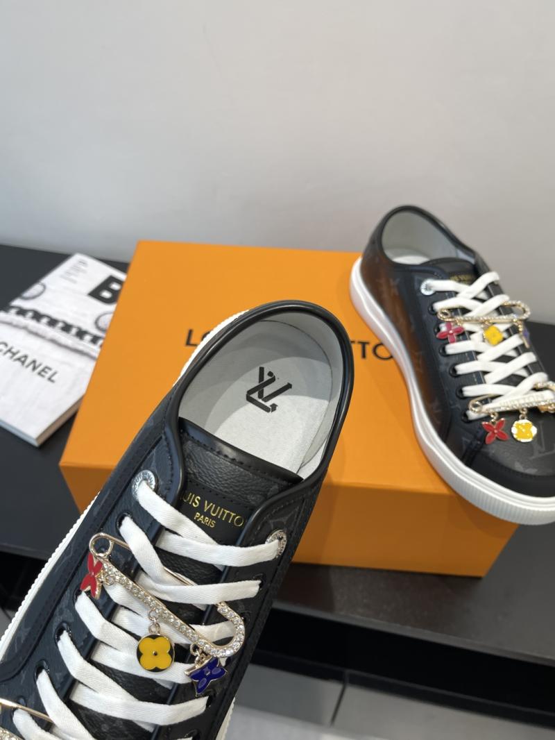 Louis Vuitton Unisex Sneakers SLS61302