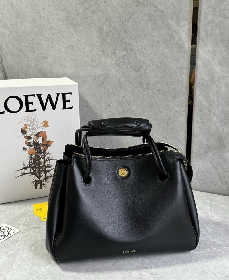Medium Loewe Madrid bag Black L1129