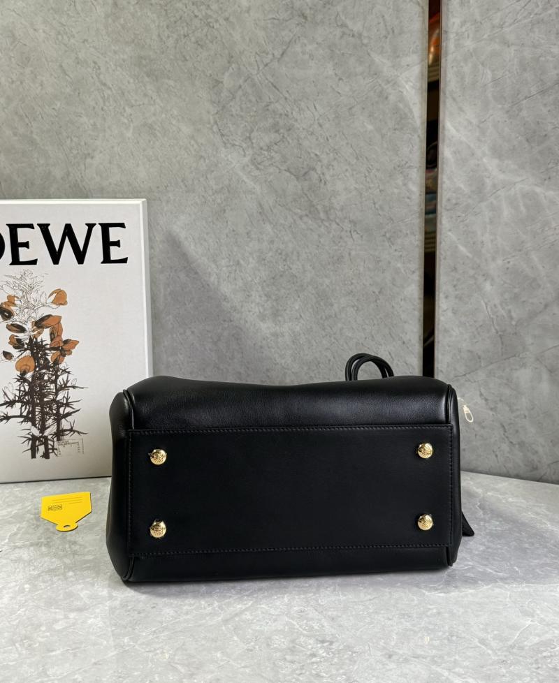Medium Loewe Madrid bag Black L1129