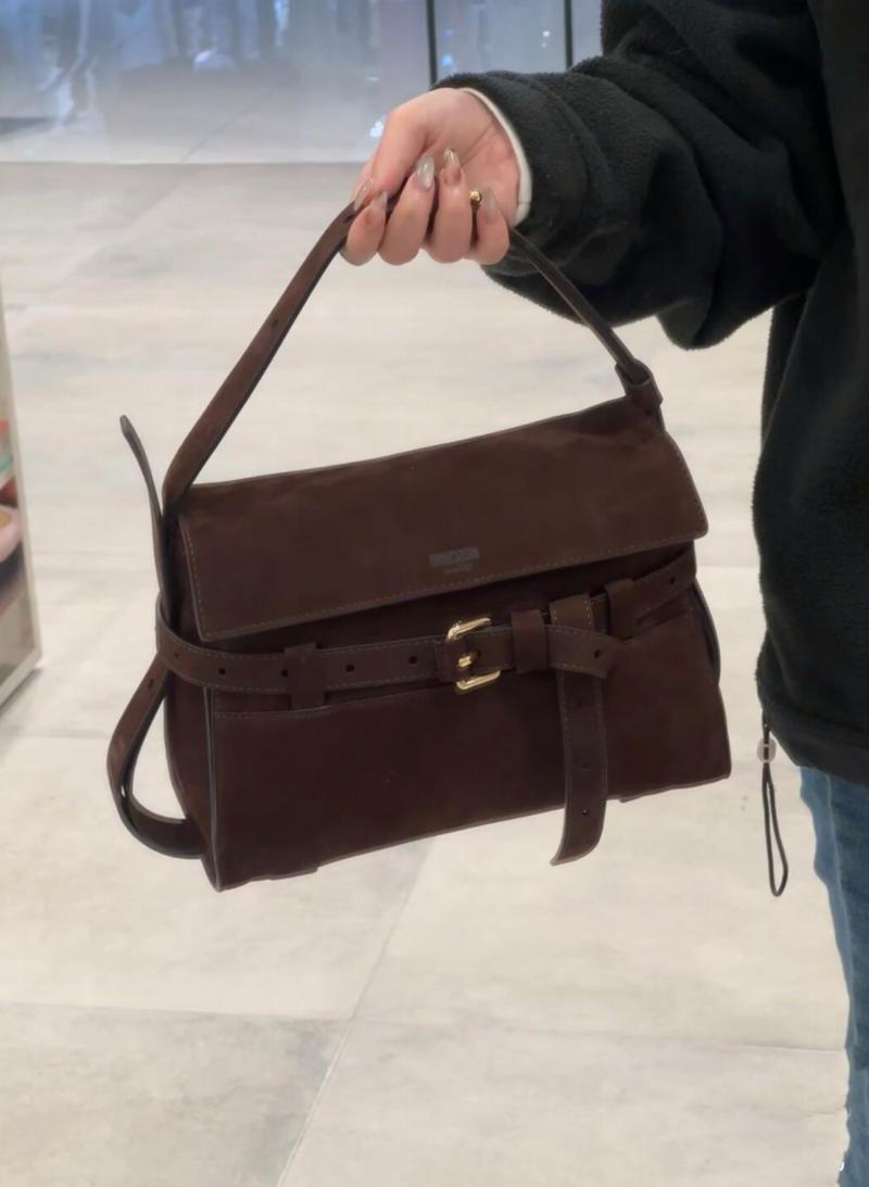 Medium Moschino Tie Me bag Brown M8100