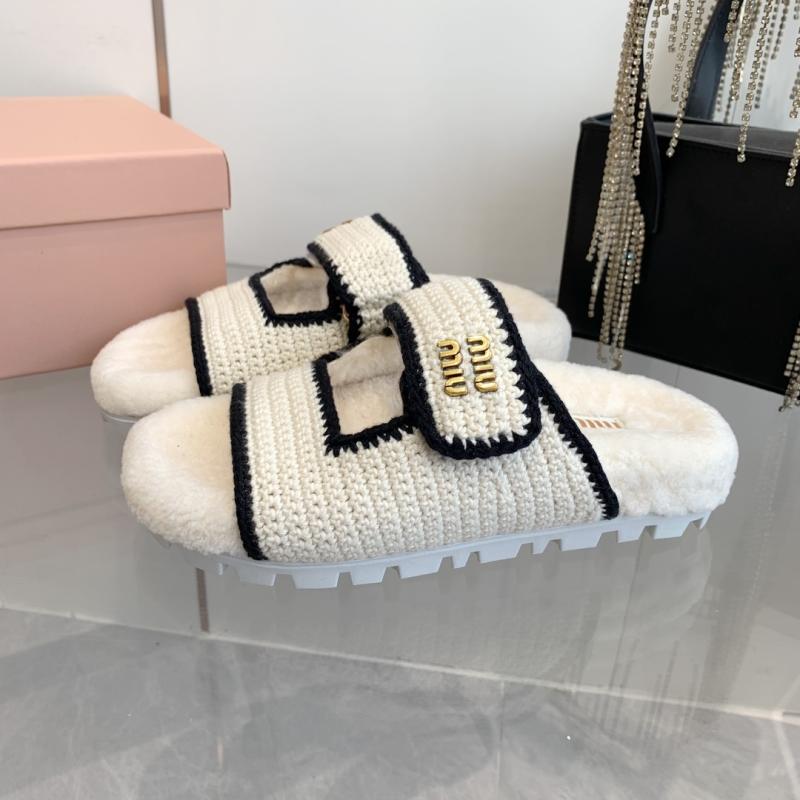 Miu Miu Slippers SMS61402