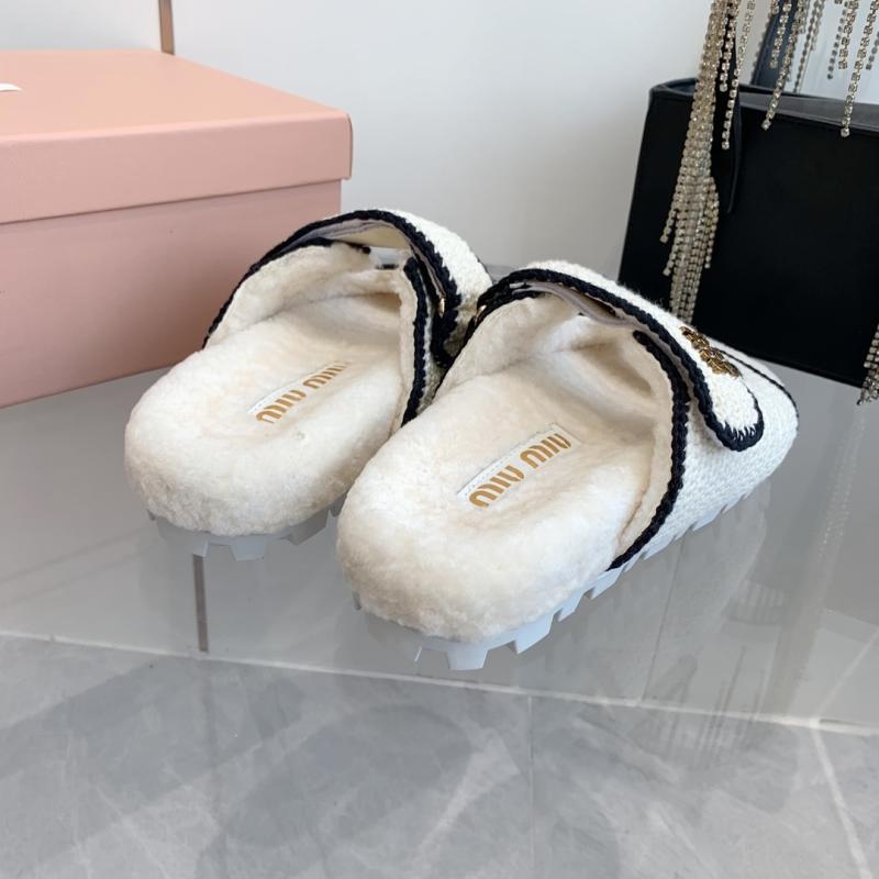 Miu Miu Slippers SMS61402