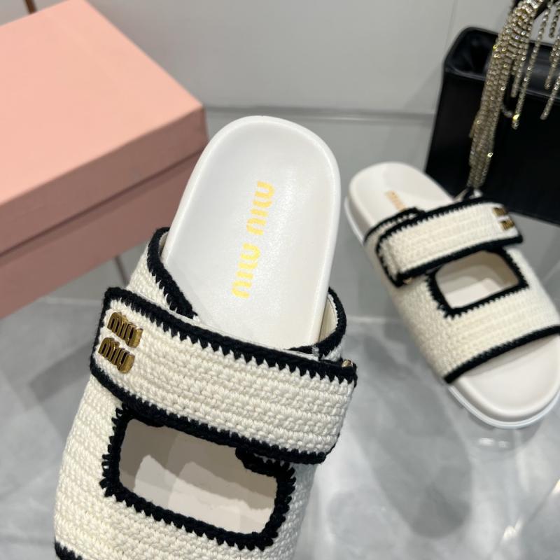 Miu Miu Slippers SMS61404