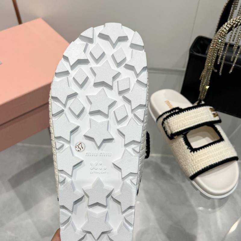 Miu Miu Slippers SMS61404
