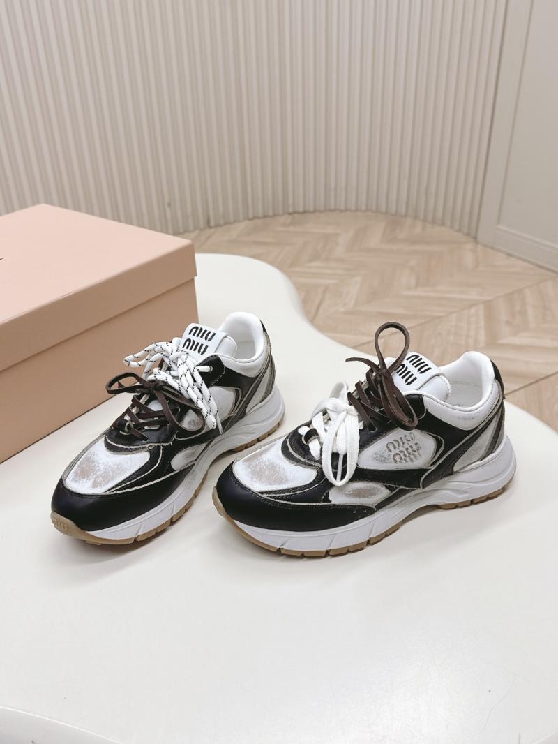 Miu Miu Sneakers SMS60202