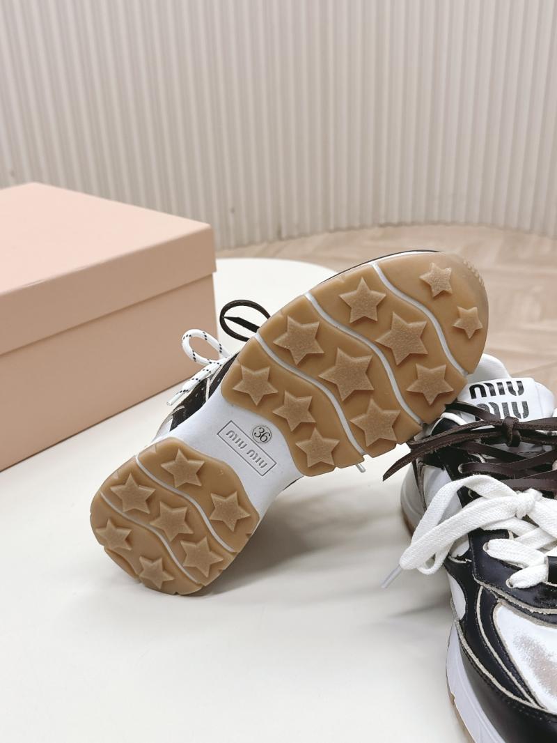 Miu Miu Sneakers SMS60202