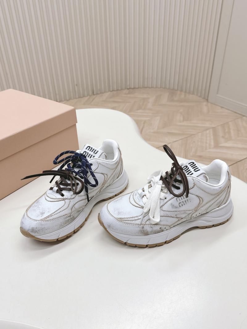 Miu Miu Sneakers SMS60203