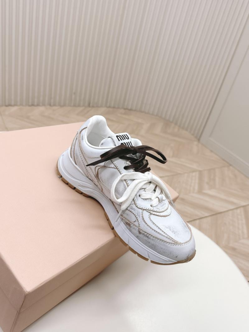 Miu Miu Sneakers SMS60203