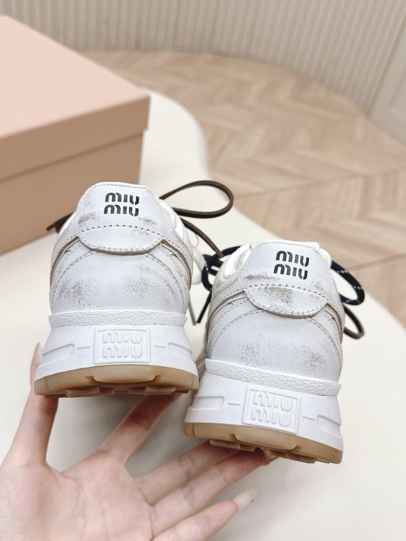 Miu Miu Sneakers SMS60203