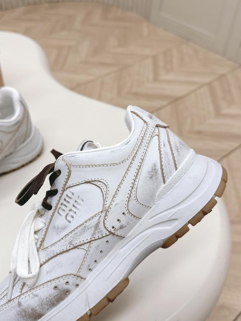 Miu Miu Sneakers SMS60203