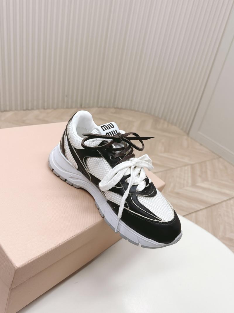 Miu Miu Sneakers SMS60204