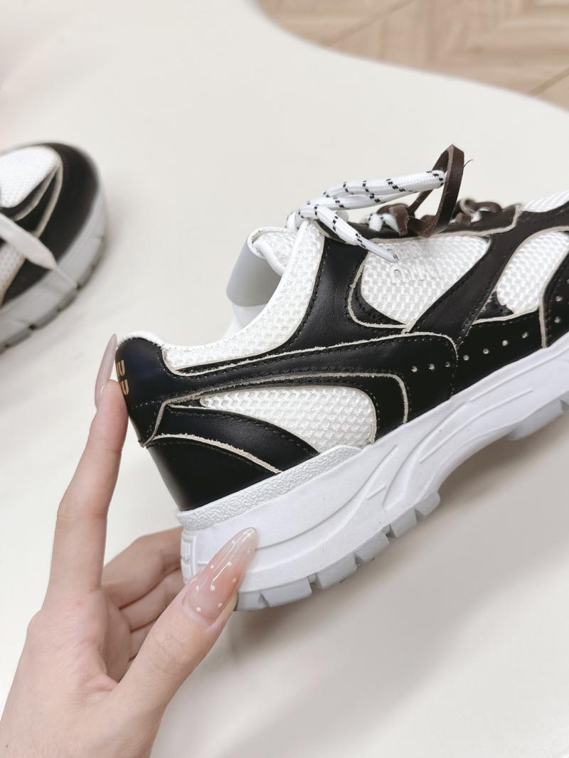 Miu Miu Sneakers SMS60204