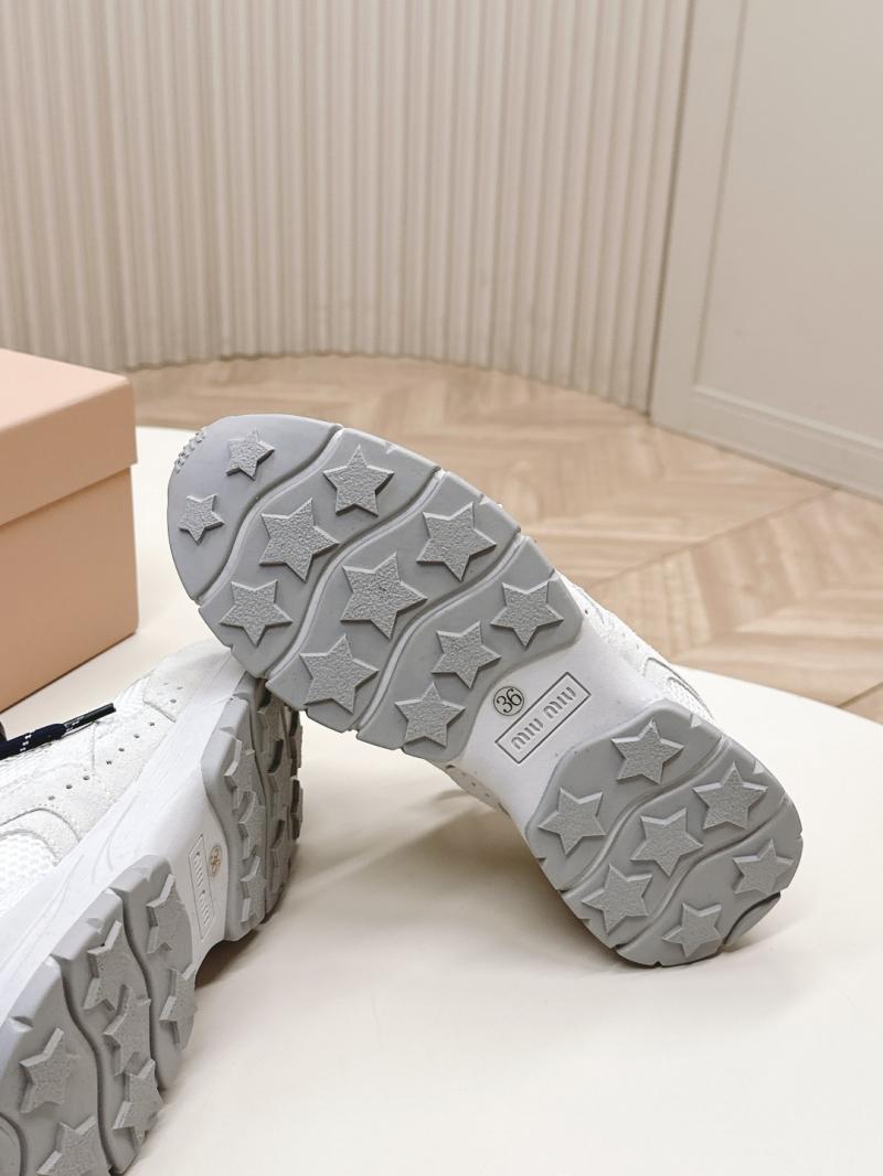 Miu Miu Sneakers SMS60205