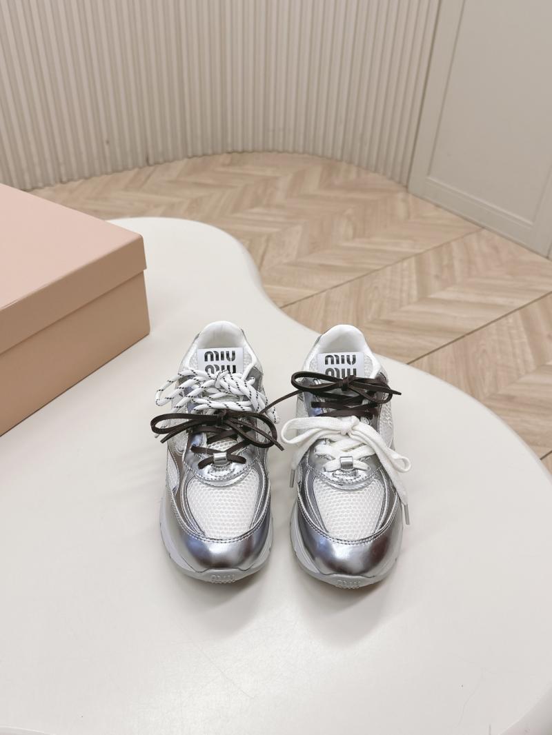Miu Miu Sneakers SMS60206