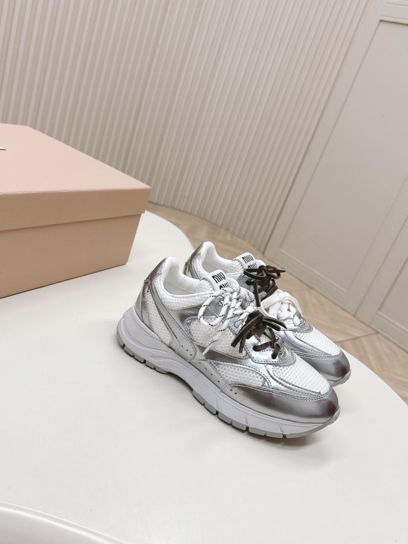 Miu Miu Sneakers SMS60206