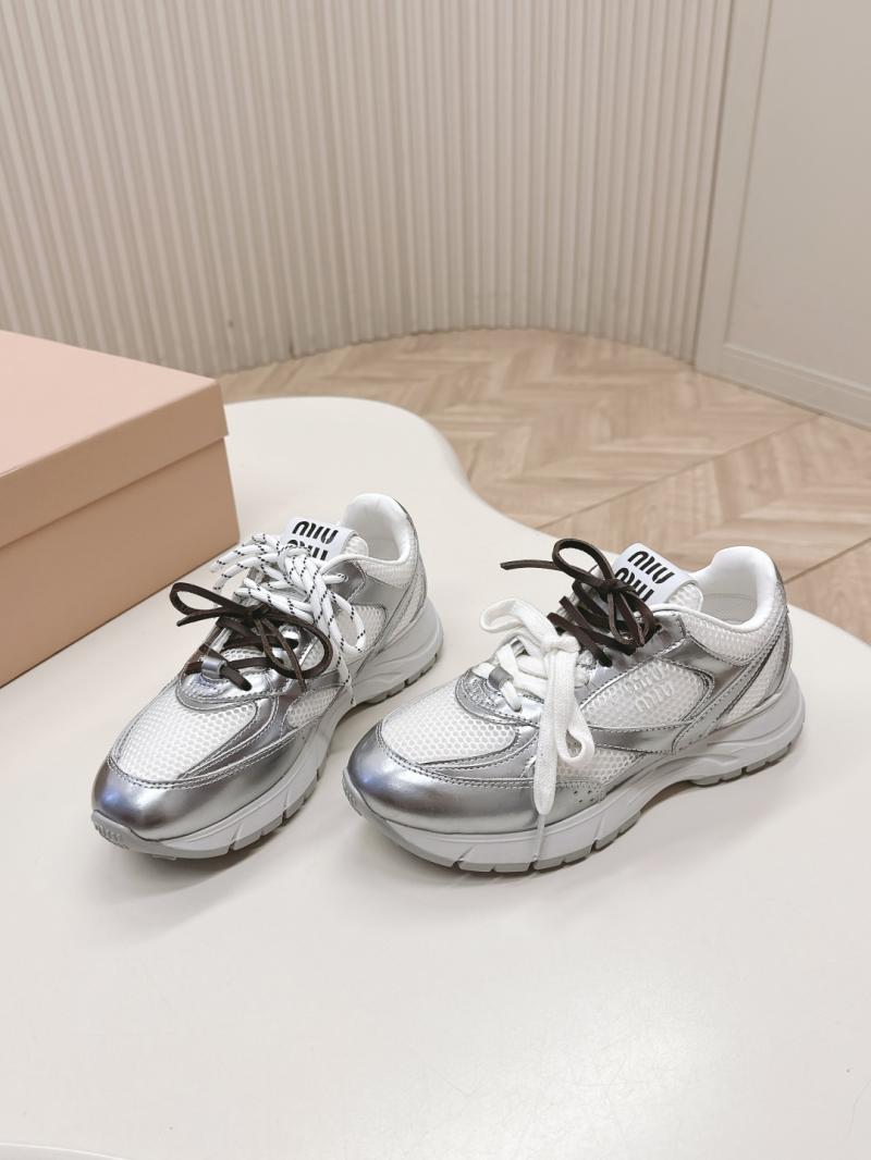 Miu Miu Sneakers SMS60206