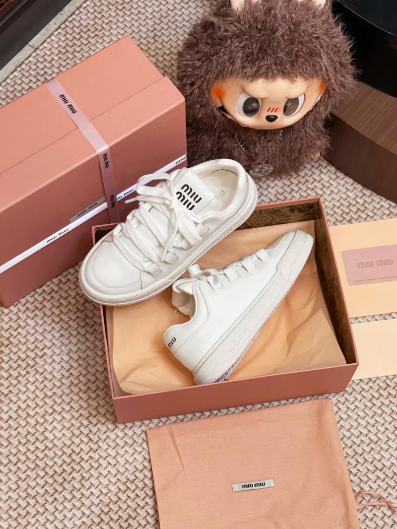 Miu Miu Sneakers SMS61303
