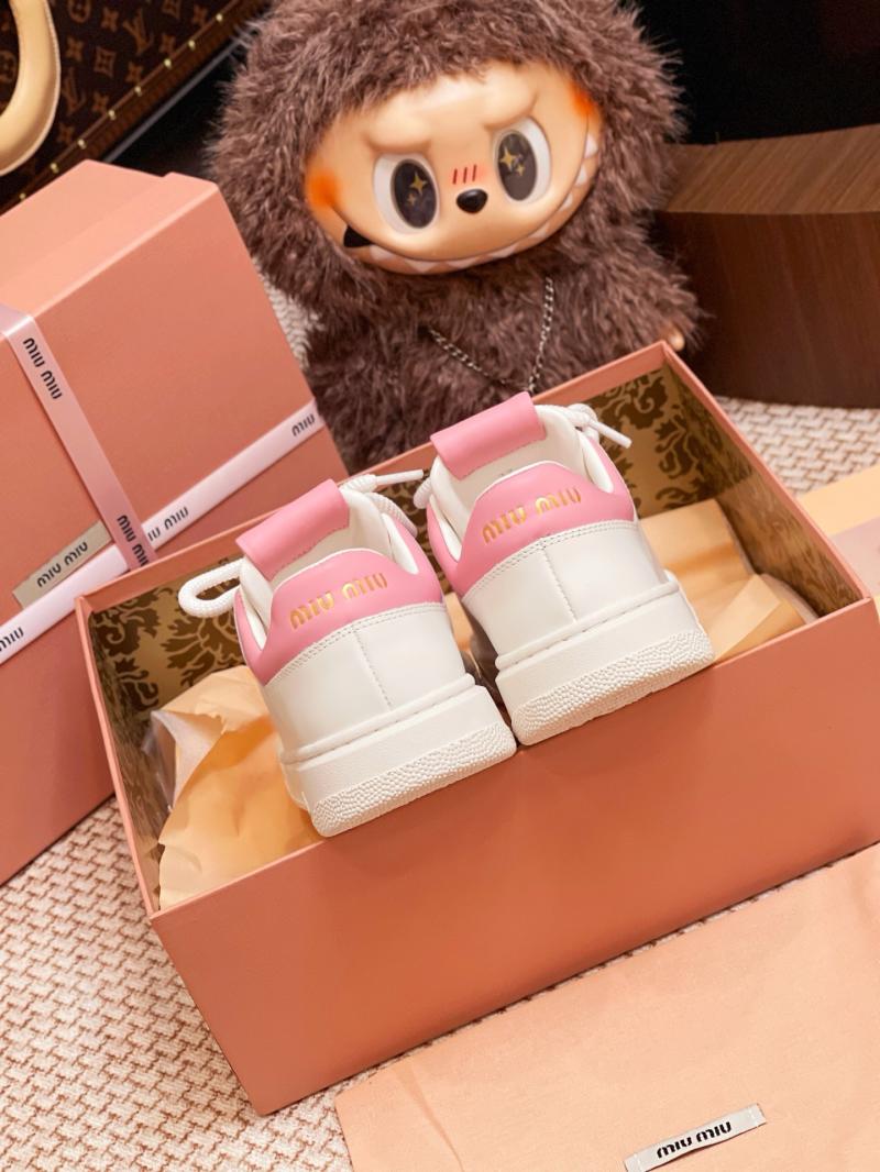 Miu Miu Sneakers SMS61304