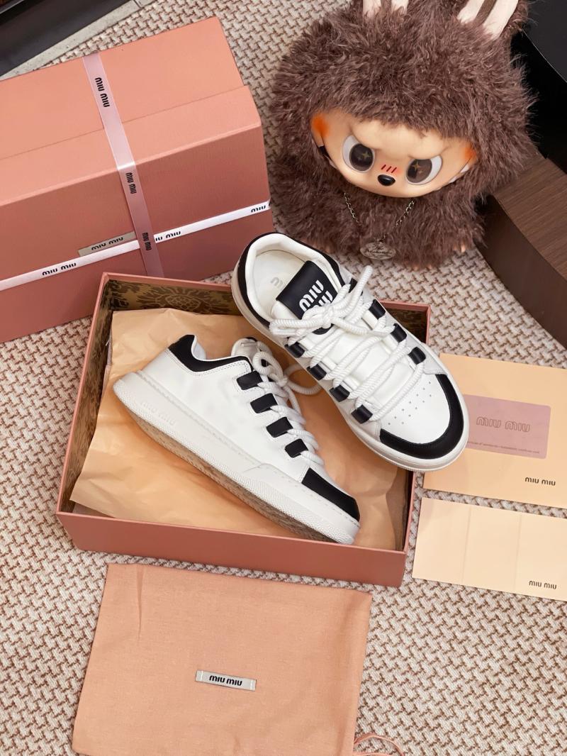 Miu Miu Sneakers SMS61305