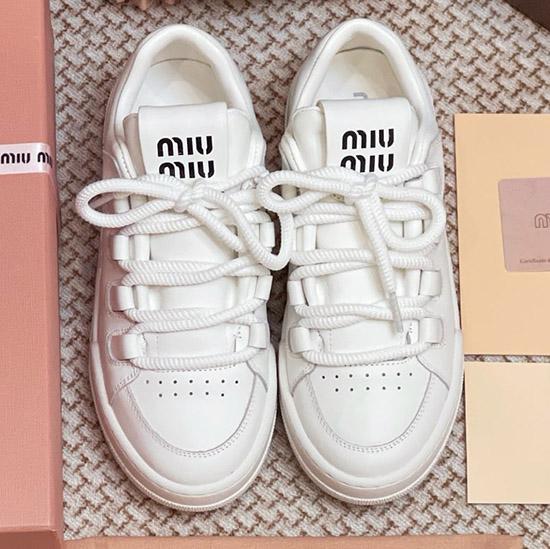 Miu Miu Sneakers SMS61306