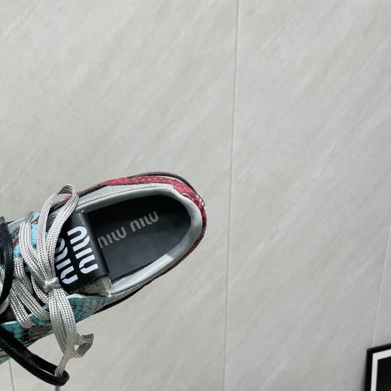 Miu Miu Sneakers SMS61409