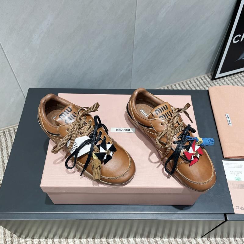 Miu Miu Sneakers SMS61412