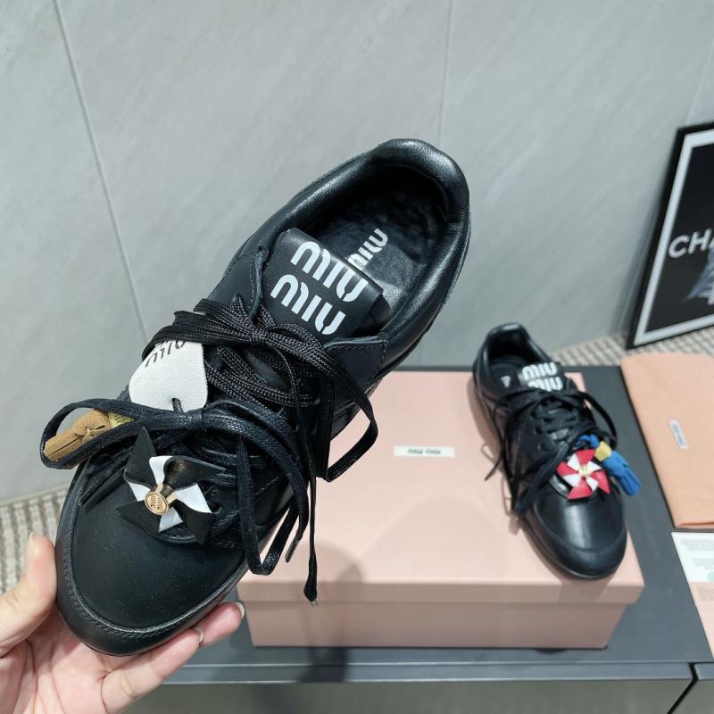 Miu Miu Sneakers SMS61413