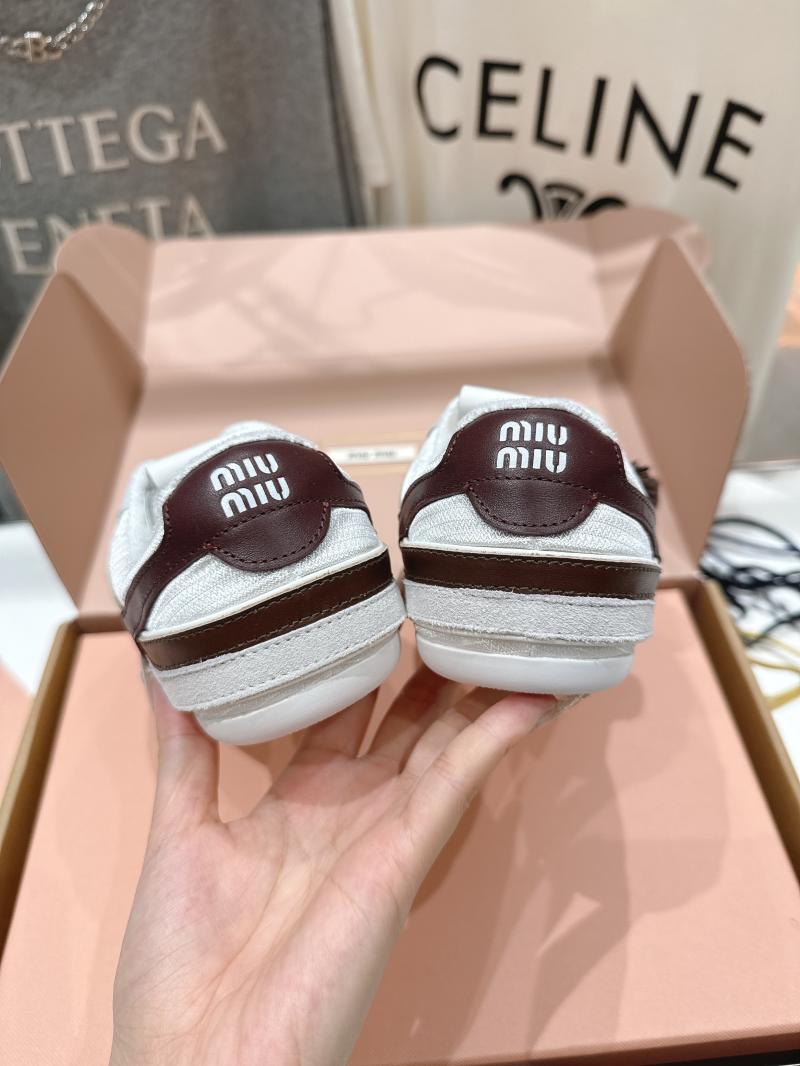 Miu Miu Sneakers SMS61414